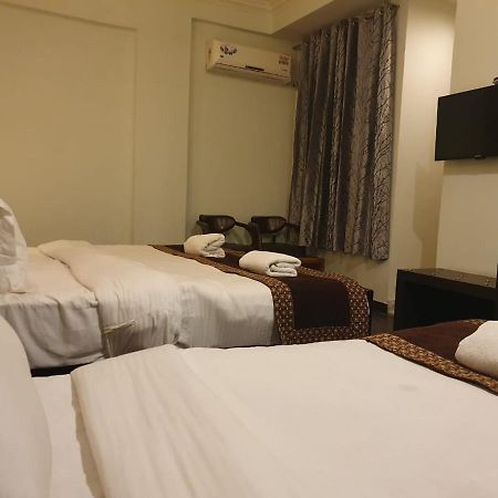 Hotel Corbett Kingdom Rāmnagar Buitenkant foto