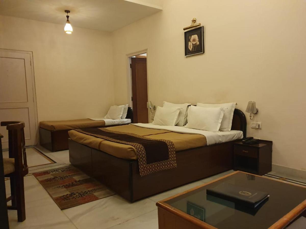 Hotel Corbett Kingdom Rāmnagar Buitenkant foto