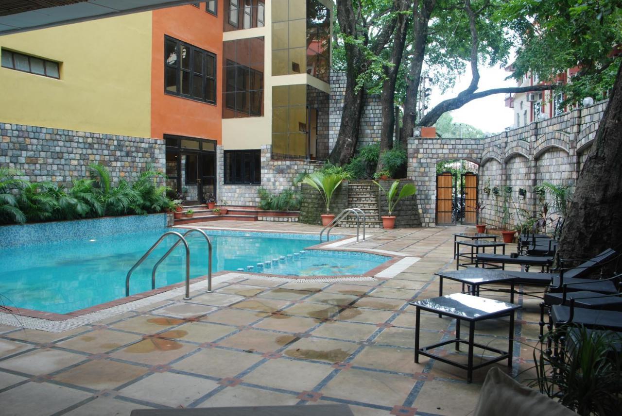 Hotel Corbett Kingdom Rāmnagar Buitenkant foto